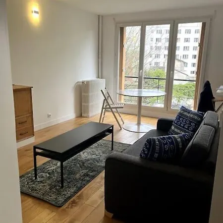 De Standing Calme - Paris - Metro 9 Apartment