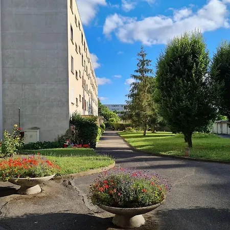Apartment De Standing Calme - Paris - Metro 9